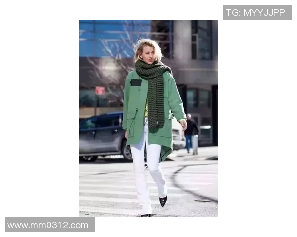 围脖下的绿茵传奇足球明星们的时尚与运动完美结合